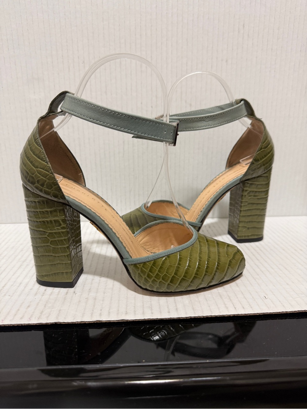 Charlotte Olympia Green Croc Embossed Leather Peep Toe Shoes Pin up Sz 35 5 US